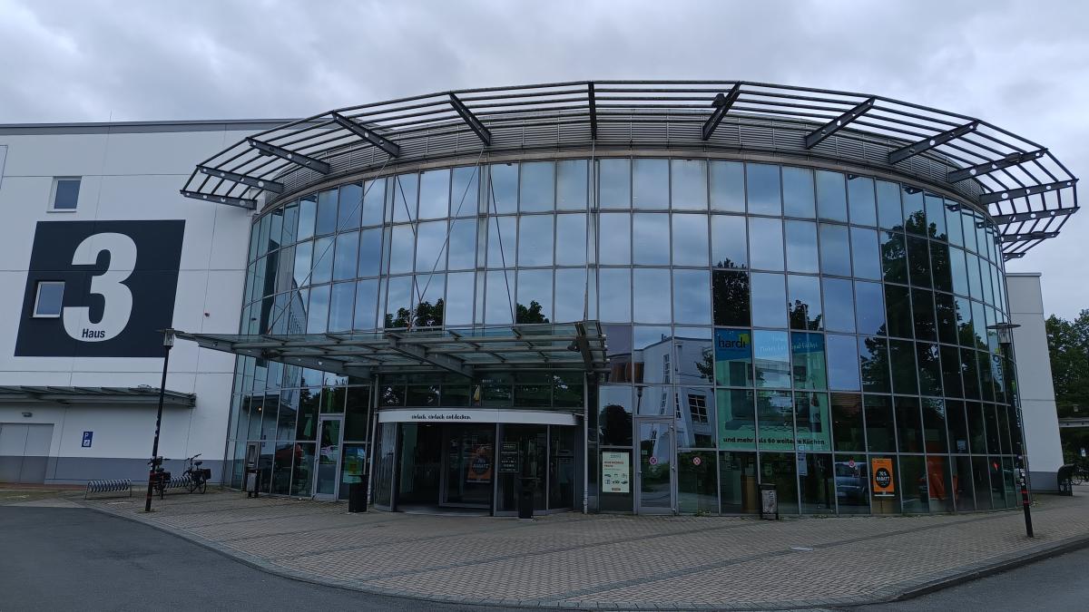 Möbel Hardeck in Bramsche plant Neugestaltung mit Verkleinerung