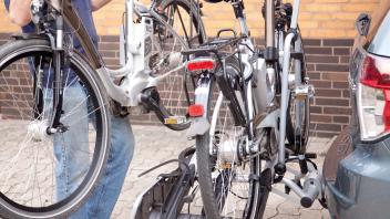 Je leichter, desto besser: Fahrradheckträger im Test