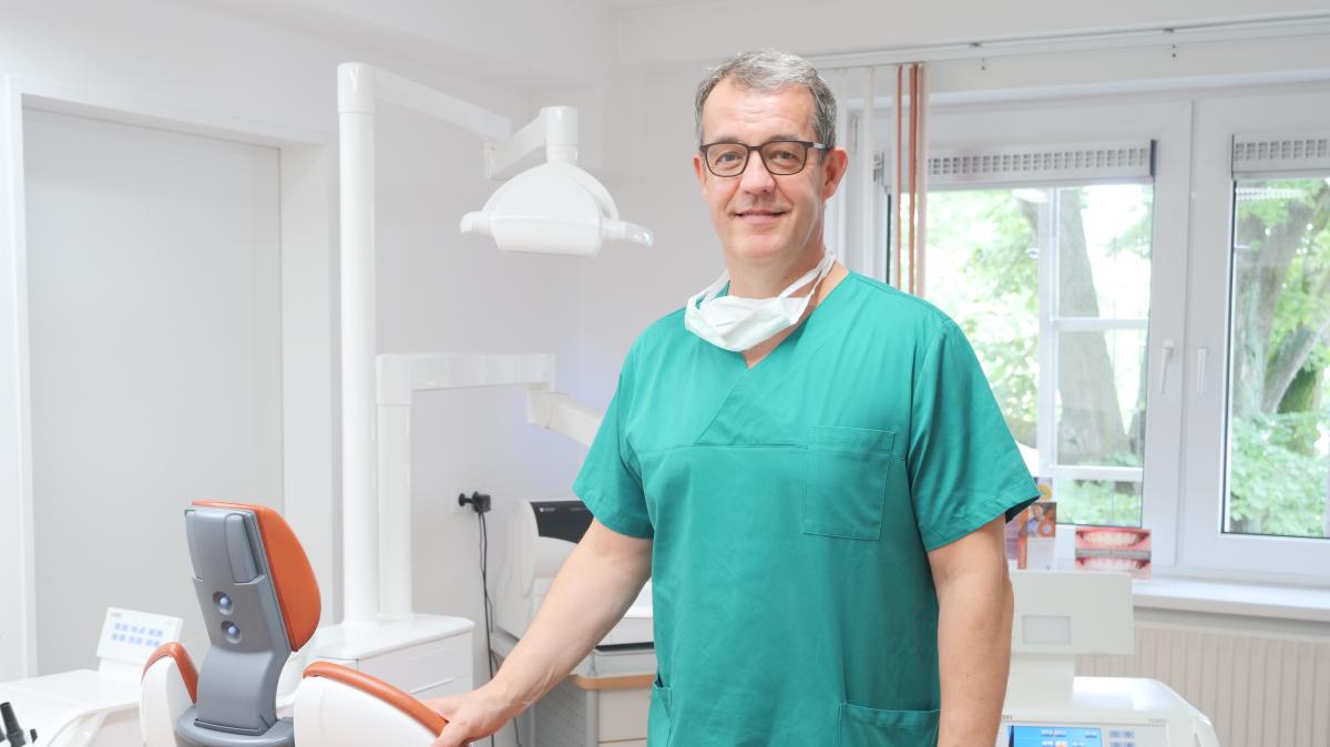 Osnabrücker Zahnarzt Tim Hörnschemeyer schließt Dienstag Praxis