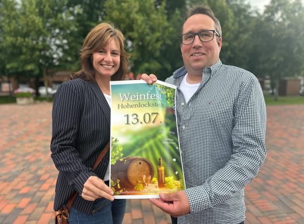 Gewerbe Und B rgerverein L dt Zum Weinfest In Hohenlockstedt Ein gewerbe-und-b-rgerverein-l-dt-zum-weinfest-in-hohenlockstedt-ein