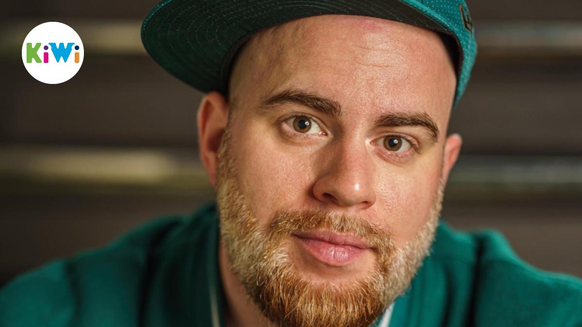 Rapper Sebó erklärt, warum unsere Haare wachsen