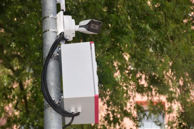 Neue Kamera Elmshorn verstärkt Videoüberwachung auf Holstenplatz