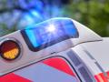 Blaulicht an einem Krankenwagen *** Blue light on an ambulance Nordrhein-Westfalen Deutschland, Germany GMS15639
