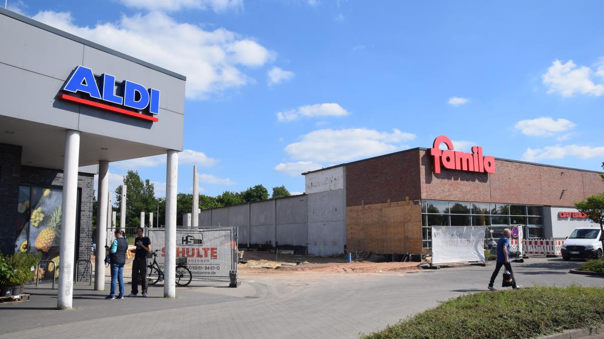 Westring in Pinneberg Neue Drogerie, Aldi größer, Famila baut um
