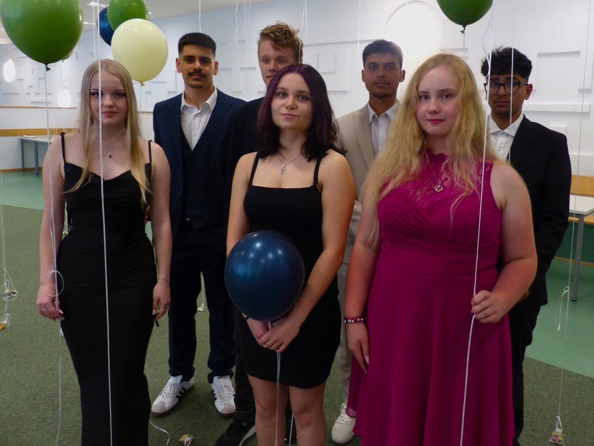 Toliq metrajli yapon porno filmlarini onlayn tomosha qiling Mashhur aktrisalar va teleboshlovchilarning porno videolari