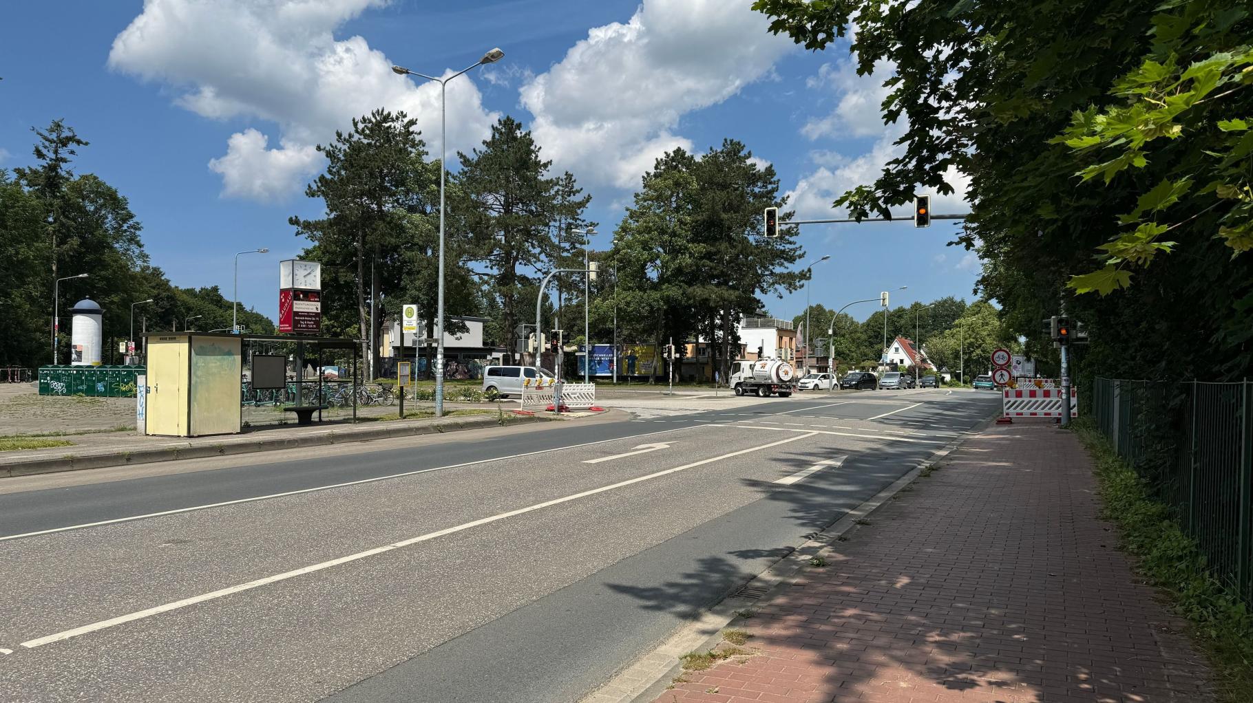 Erneut Sperrungen und Umleitungen: Wie es in der Satower Straße weitergeht