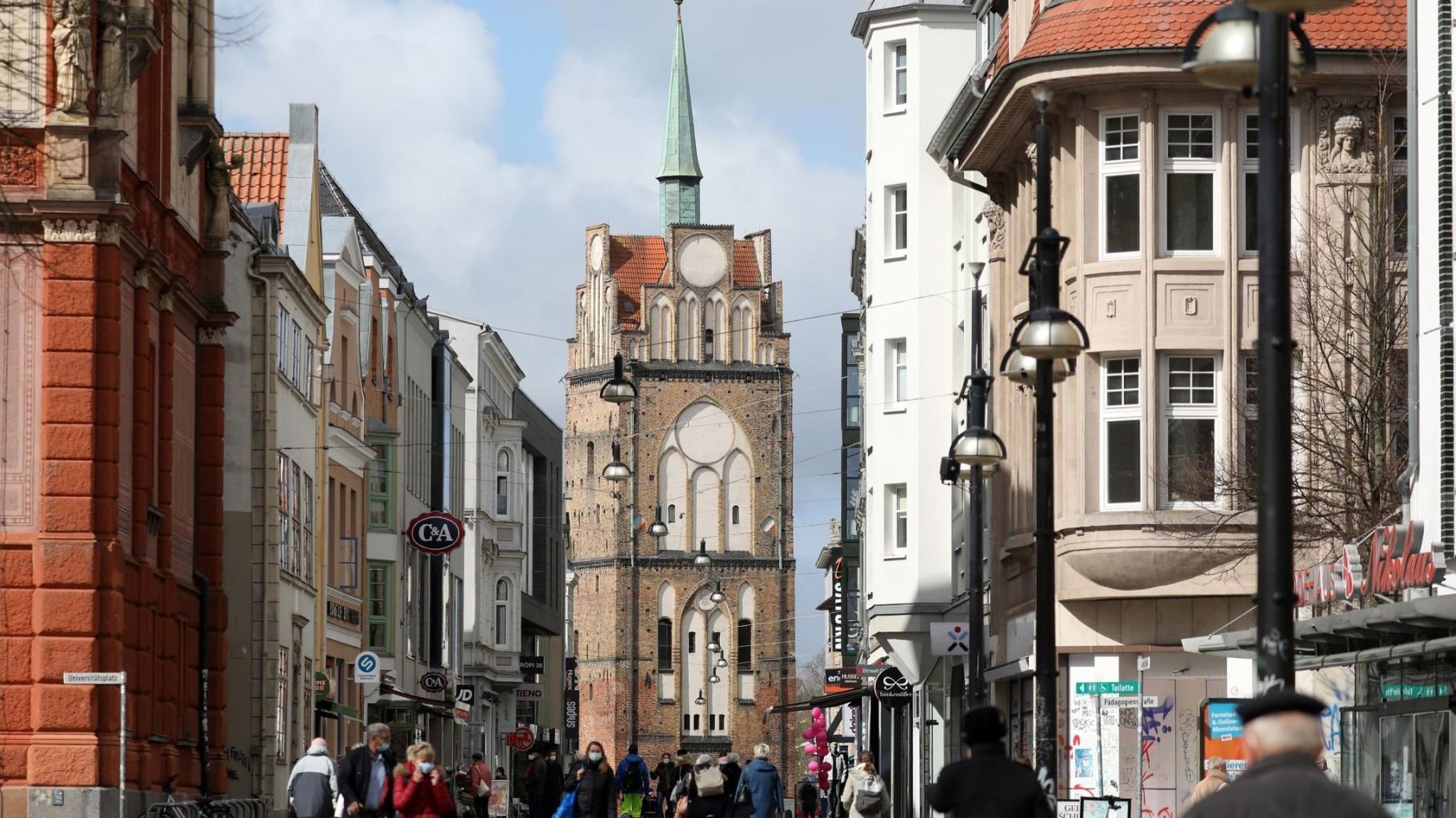 Mit der Geschichtswerkstatt Rostock die Hansestadt erkunden