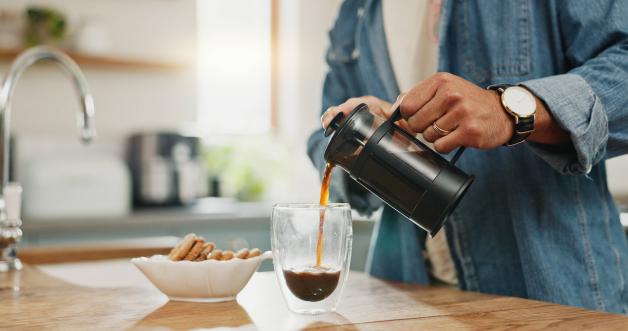 Dngen mit Kaffee: Diese Pflanzen vertragen keinen Kaffeesatz