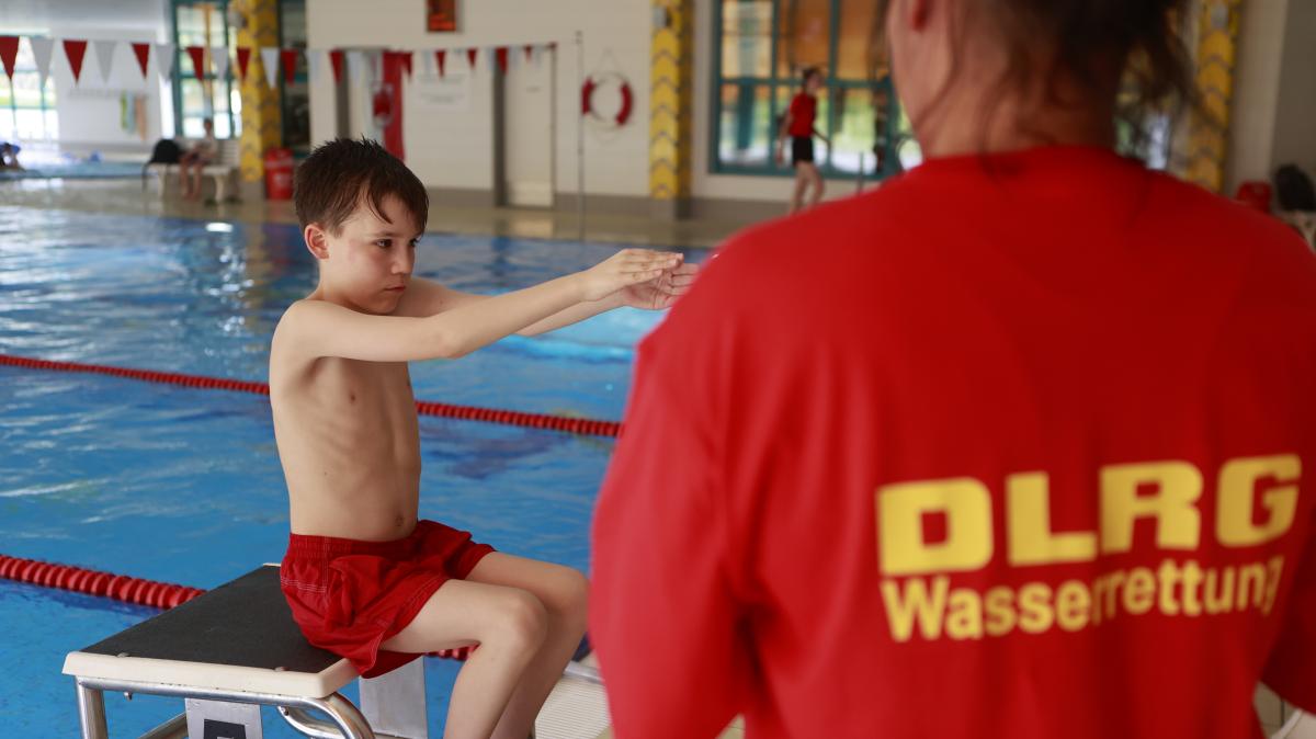 Swimming course for children: Years of waiting at the DLRG