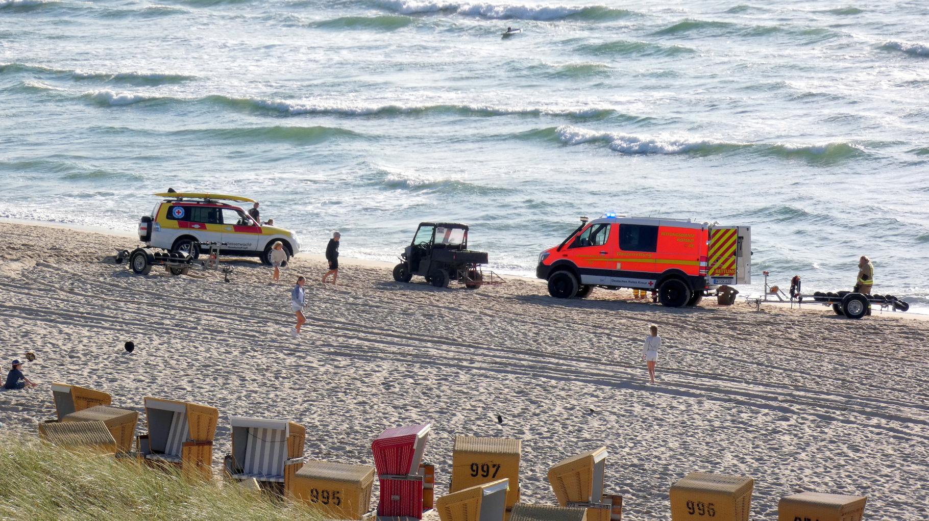 Großeinsatz vor Wenningstedt: Erneut hilfloser Schwimmer auf Sylt gemeldet