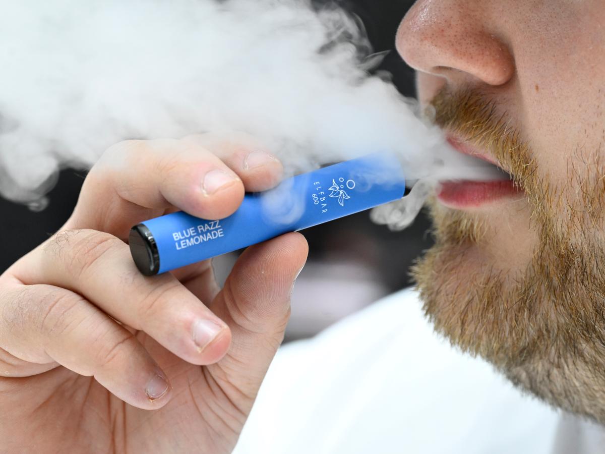 görke vapes Die besten Vapes des Jahres 2024 - Elfbar - Crystal main image 0