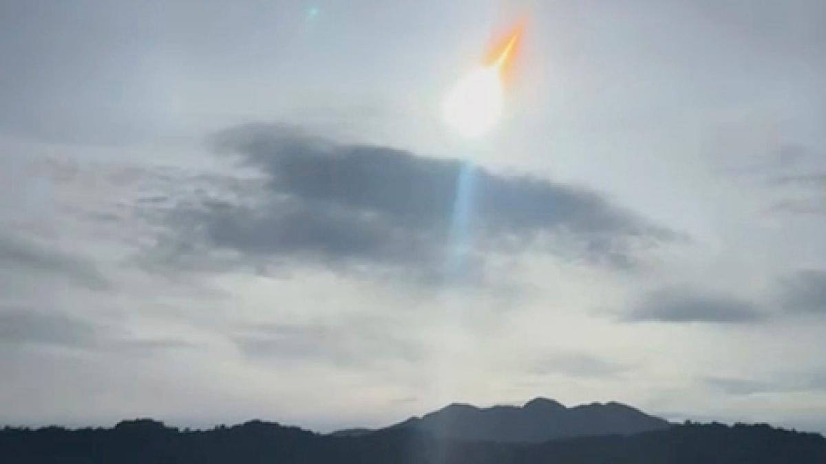 Asteroid verglüht als Feuerball über den Philippinen