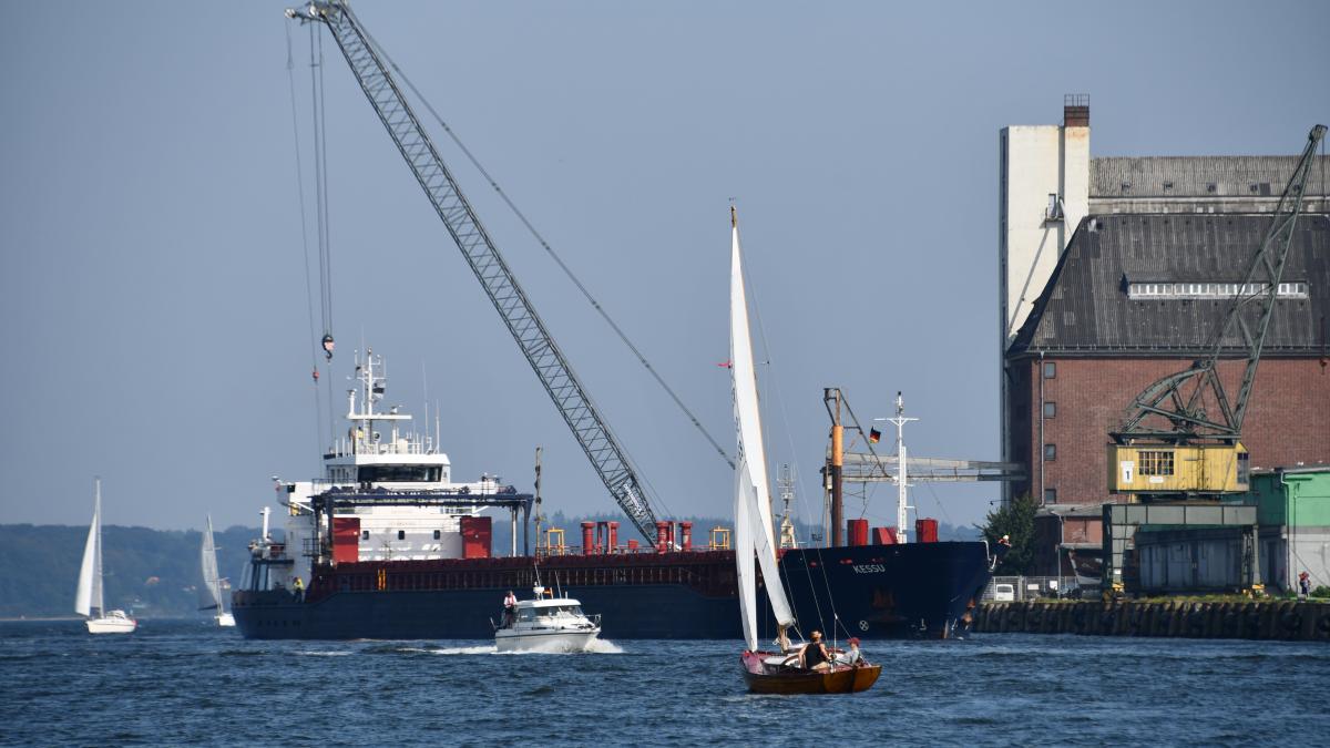 Another ship from Russia in the port of Flensburg