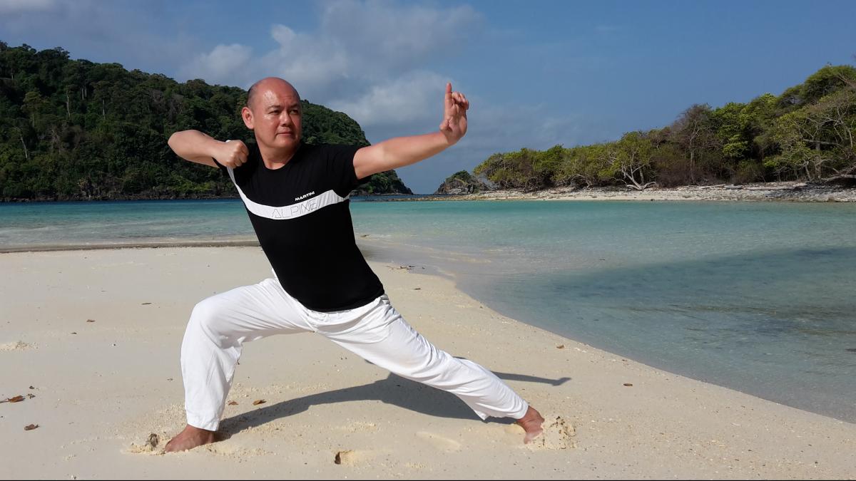 Experte Awai Cheung: Wie Qigong die Gesundheit stärkt & fit hält