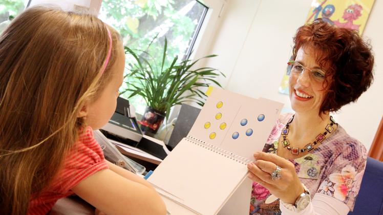  Schuleingangsuntersuchung *** NUR FUeR REDAKTIONELLE ZWECKE *** EDITORIAL USE ONLY ***<p>Schuleinga