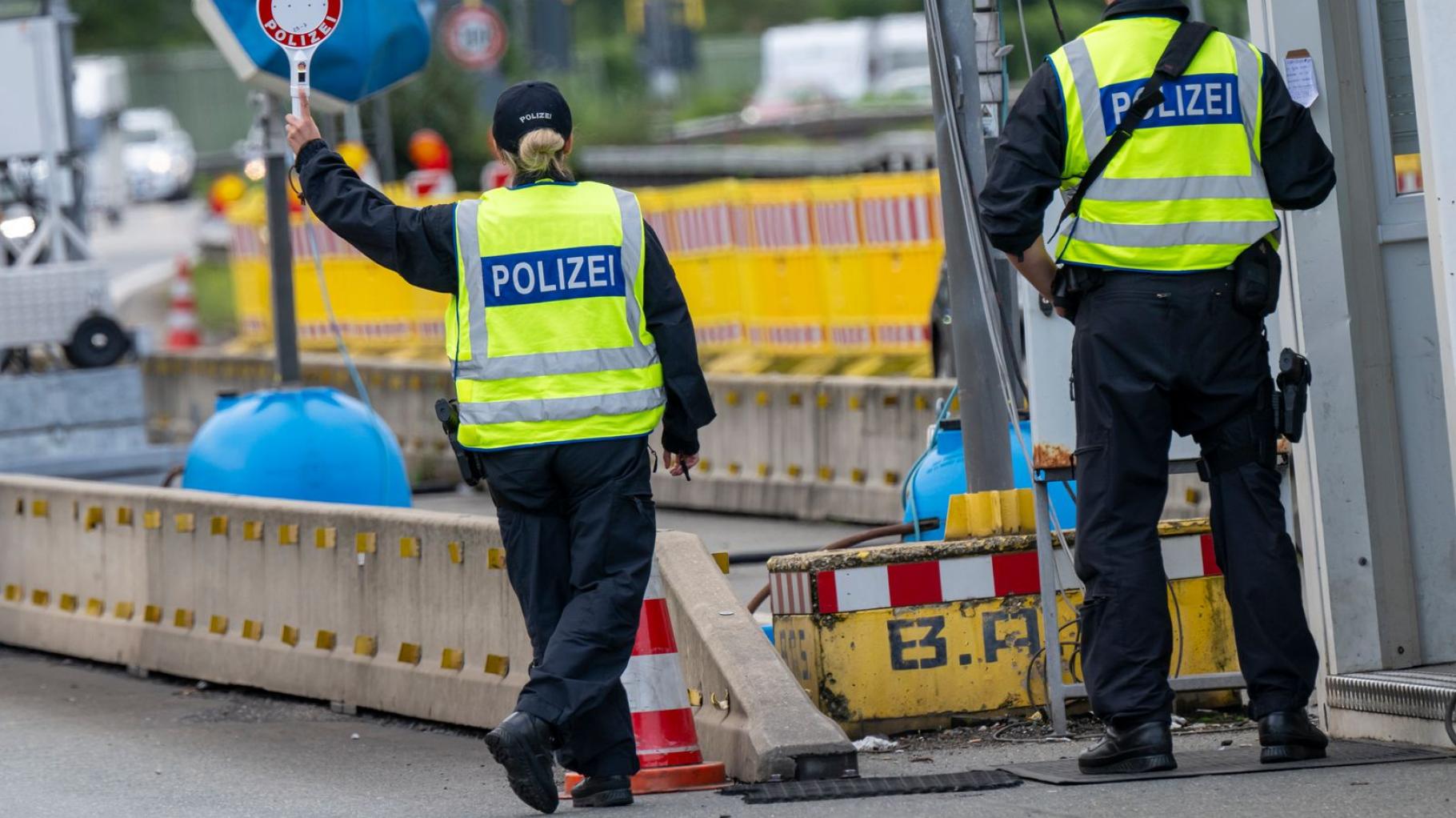 Stricter Measures at the Borders? This is What the Majority of Germans Think About It