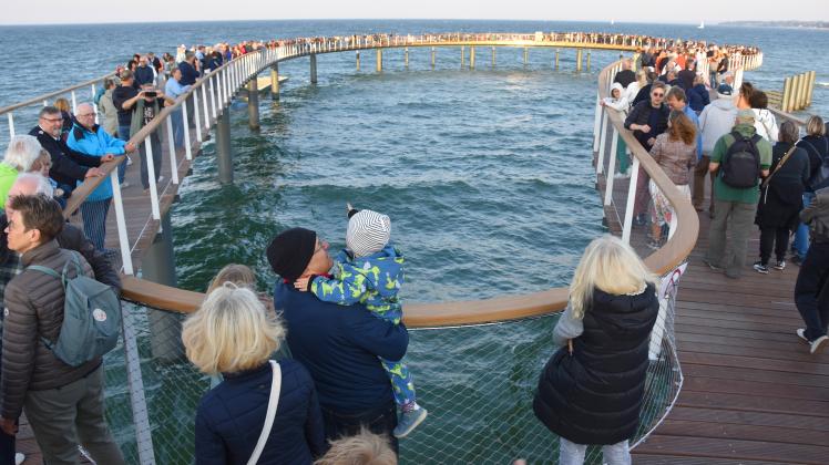 Bildergalerie Timmendorfer Strands neue Seebrücke ist