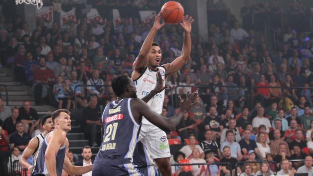 Basketball-Bundesliga: Hamburg Towers schlagen Alba Berlin