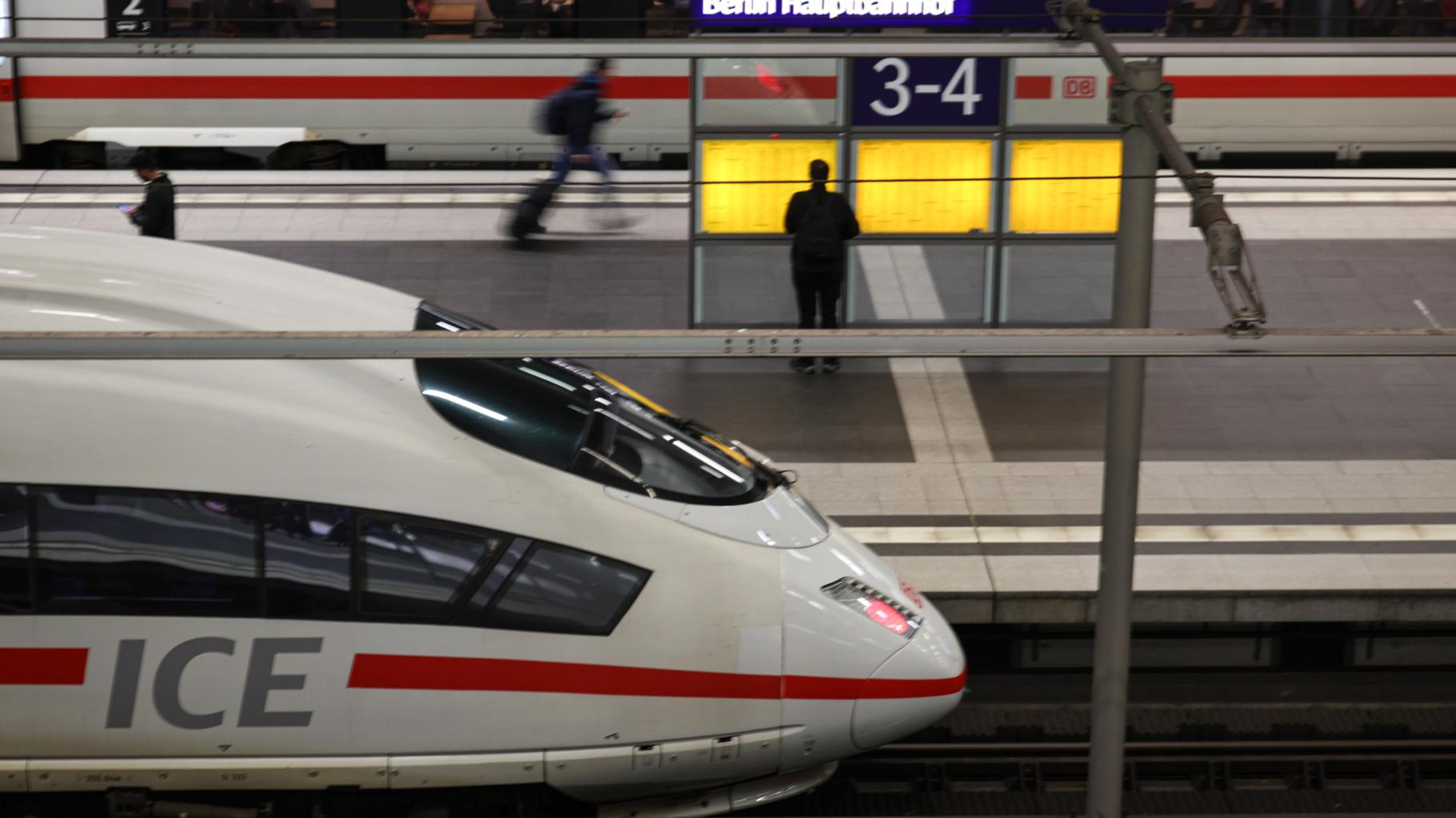 ICE train on Tuesday evening between Osnabrück and Belm hit with stones