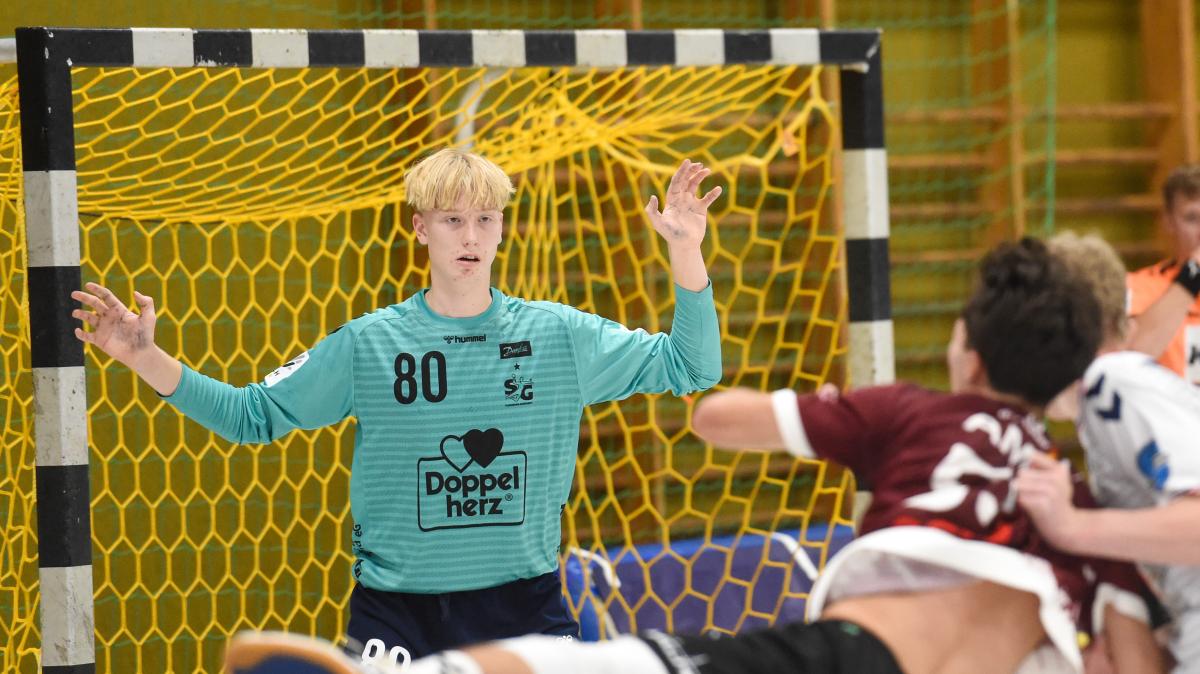 B-youth handball players from SG Flensburg-Handewitt with home victory