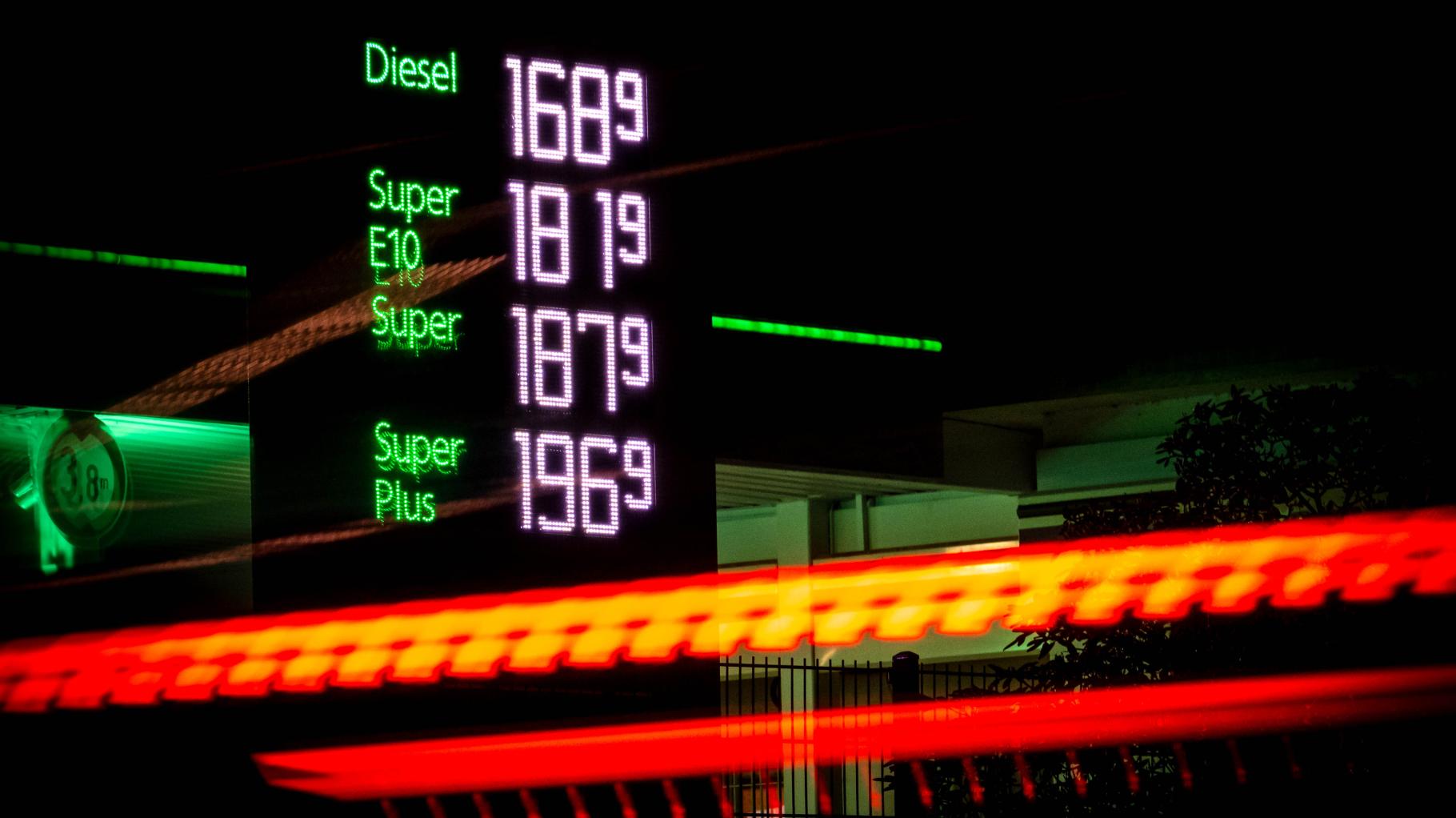 Where drivers in Germany can currently refuel most cheaply