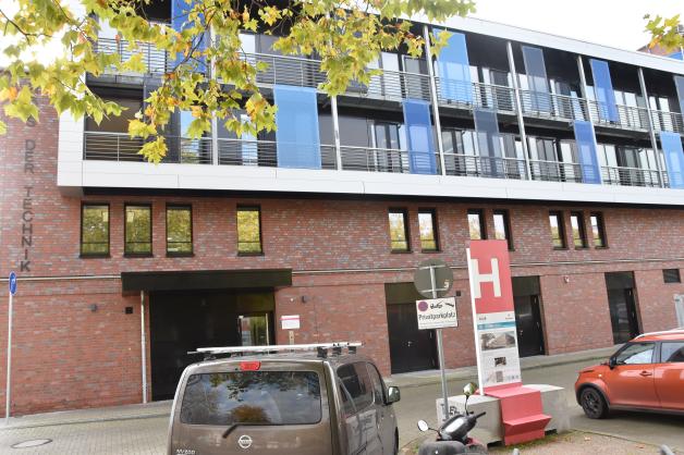 Elmshorn Rathaus Rathaus-Neubau: Elmshorn muss 37,4 Millionen Euro selbst zahlen