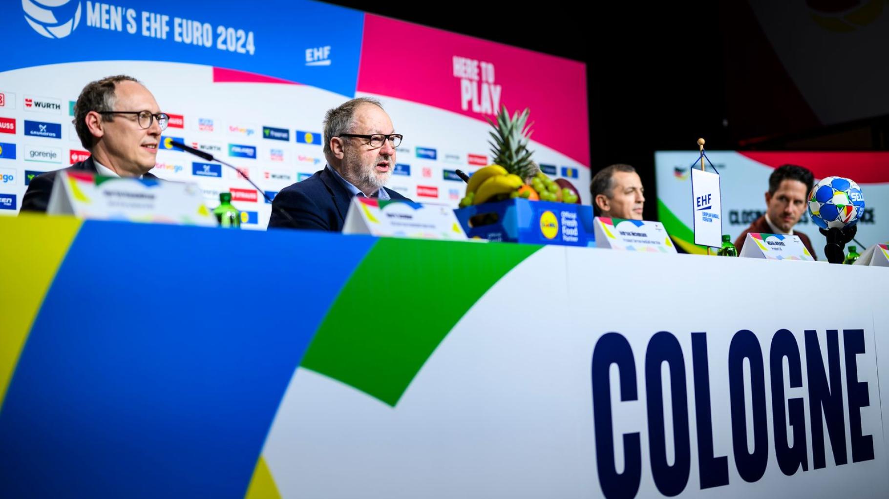 Hier wird Handball gespielt