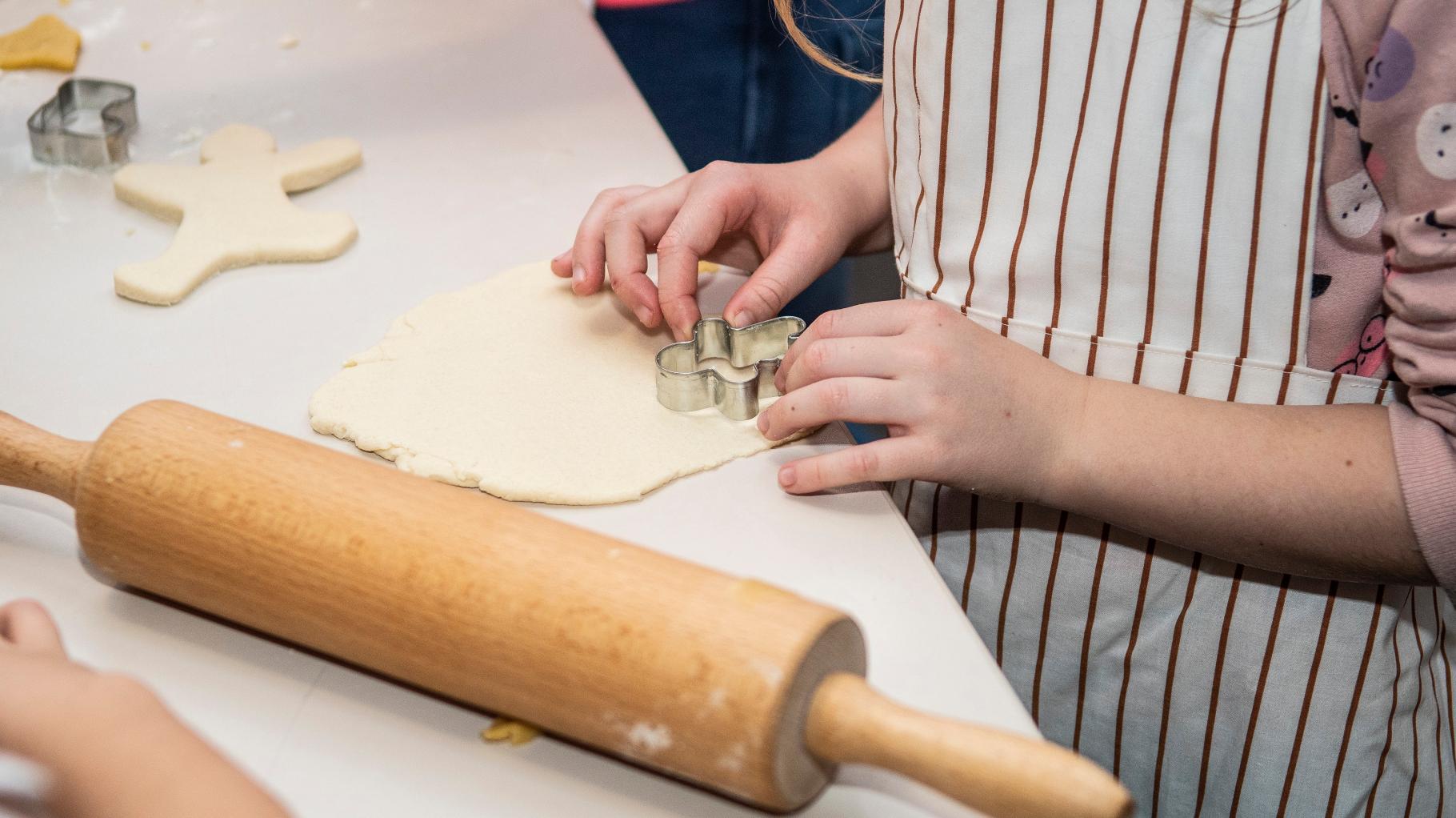 Jubel an der Grundschule Voxtrup: Das Plätzchenbacken findet nun doch statt