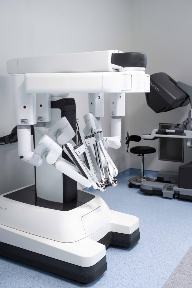 Thanks to “DaVinci” robot systems, OP is minimally invasive and offers exceptional performance.