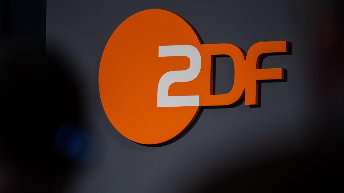 Incident in the ZDF capital studio: Activists storm the building