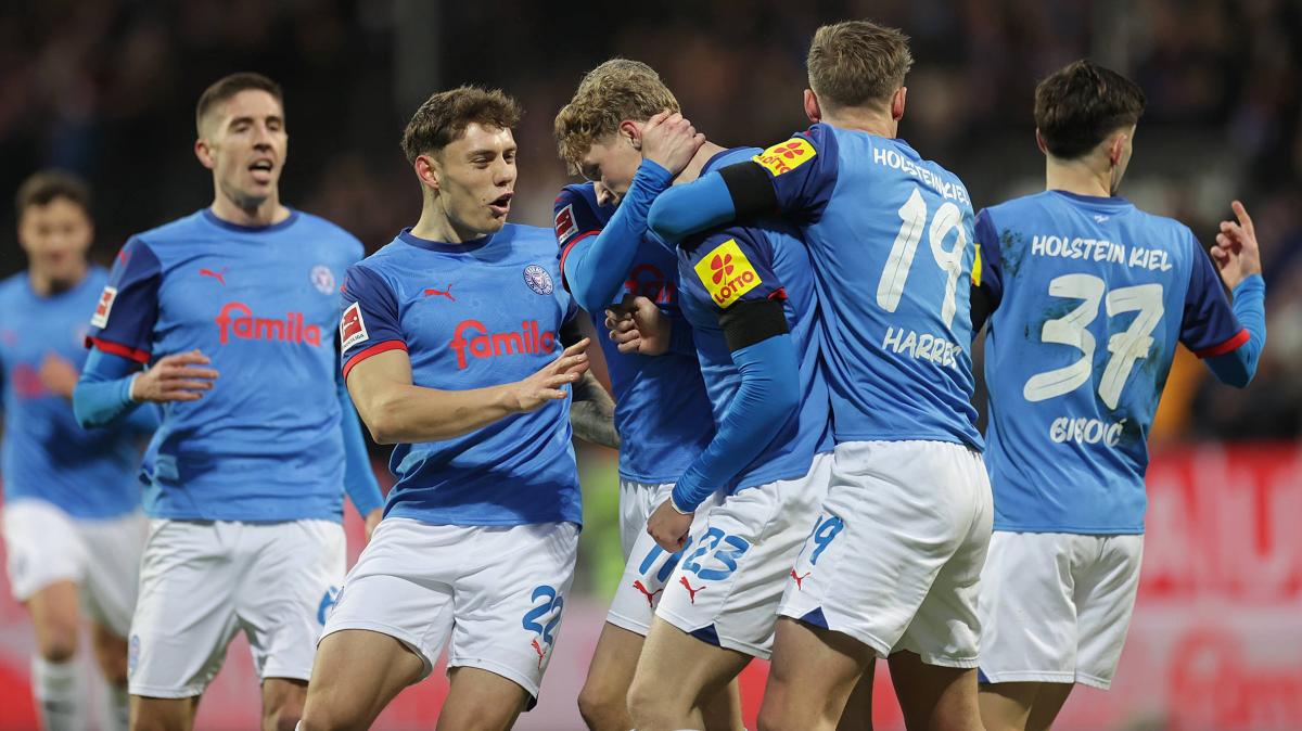Merry Christmas in the Bundesliga: Holstein Kiel defeats FC Augsburg