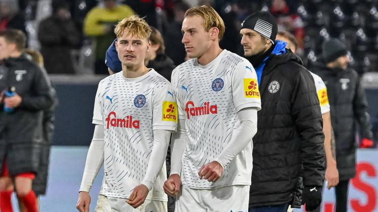 Im Liveticker: Holstein Kiel empfängt Borussia Dortmund | SHZ