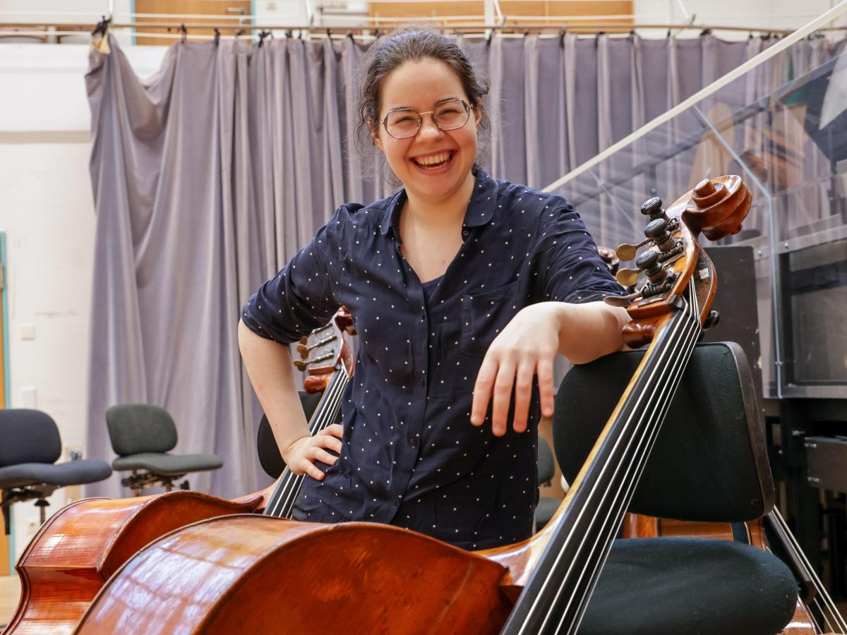 Yosh tit bilan jinsiy aloqa