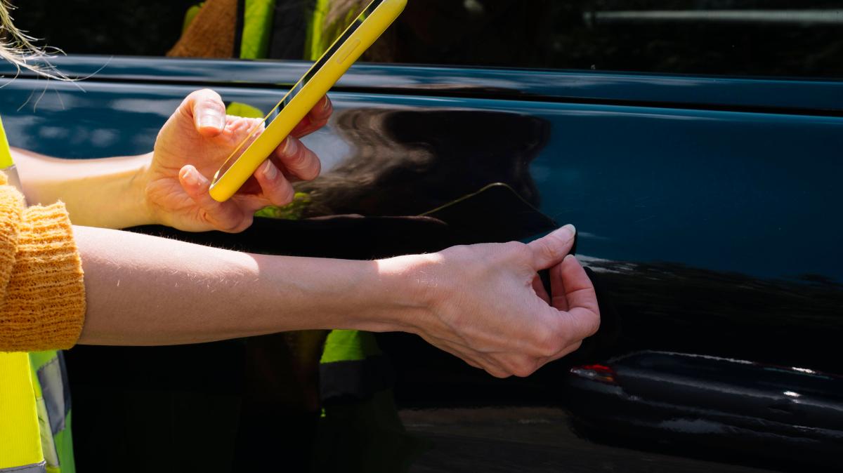 kfz-versicherung-wird-teurer-diese-autofahrer-sind-am-meisten-betroffen