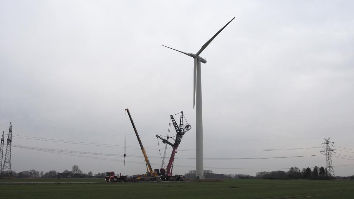 Old wind turbines: What to do with the rotor blades in the Pinneberg ...