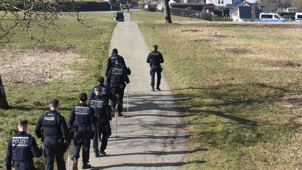 grausamer-fund-in-baden-w-rttemberg-toter-s-ugling-auf-wiese-entdeckt