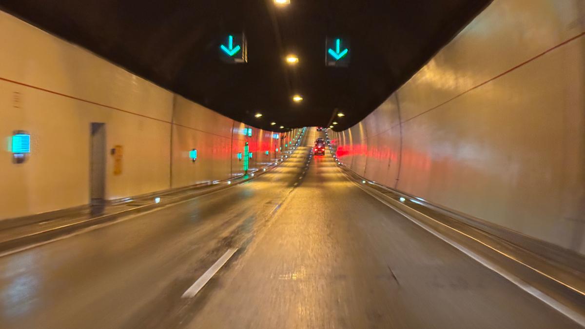 B77 Kanaltunnel Rendsburg: LBV löst Höhenkontrolle testweise aus