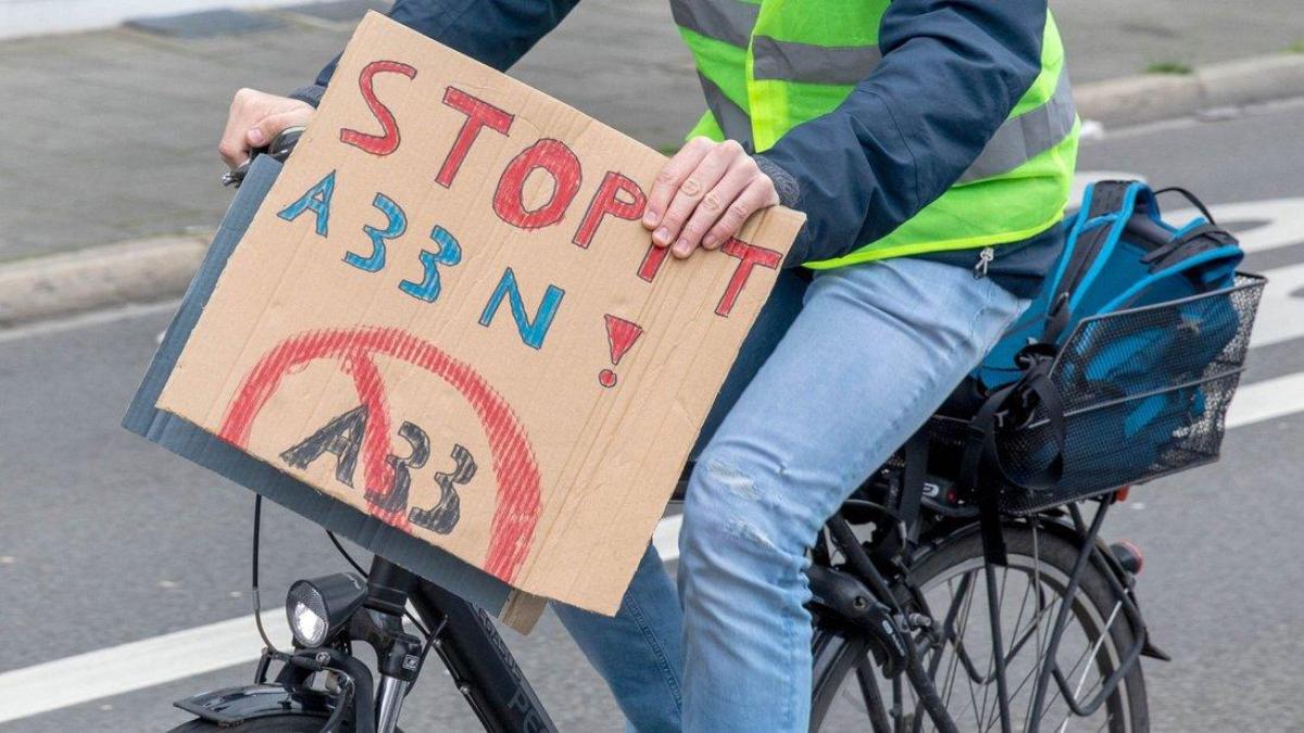 Fridays for Future FahrradDemo auf A33 Osnabrück am 16.3.2025