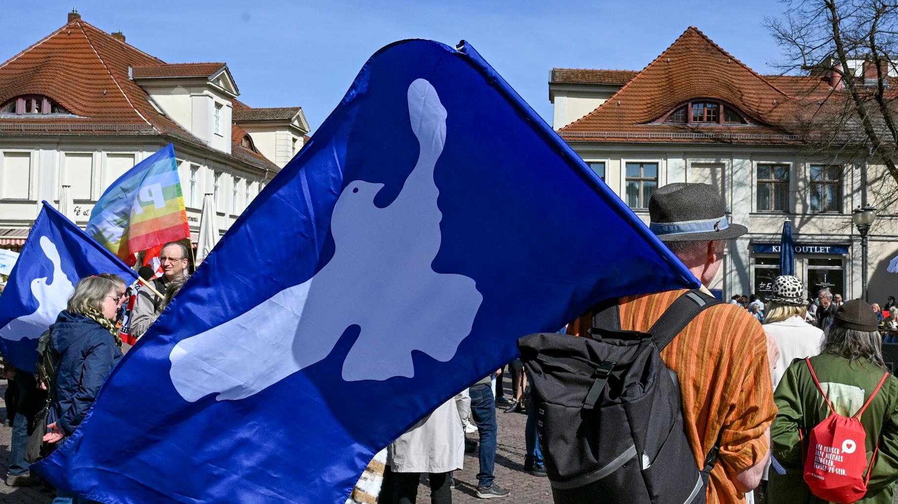 Ritualisierter Protest zum Osterfest – wie zeitgemäß sind die Friedensmärsche noch?