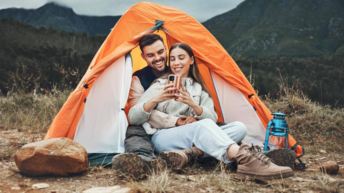 Camping-Revolution: Die 5 besten kostenlosen Apps für unvergessliche Outdoor-Abenteuer 2024/2025