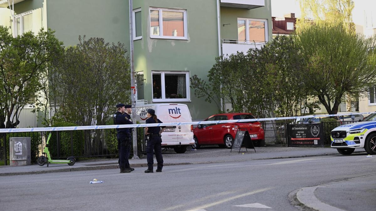 Swede: Apparently shots fired in Uppsala - | three dead