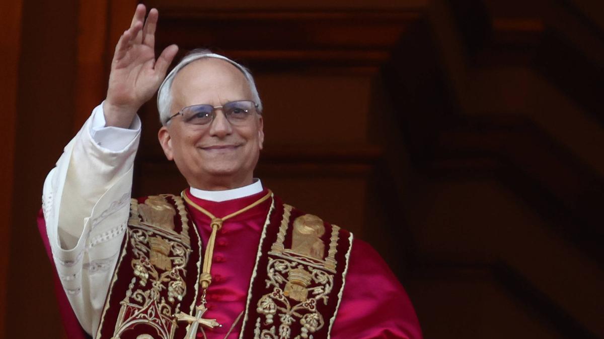 Im-Livestream-Papst-Leo-XIV-h-lt-erste-Messe-in-Sixtinischer-Kapelle