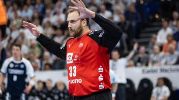 DAIKIN HBL: THW Kiel vs TBV Lemgo Lippe 15.05.25 Andreas Wolff Nr.33, THW Kiel bei einer Abwehraktion DAIKIN HBL: THW Kiel vs TBV Lemgo Lippe, Wunderino Arena am 15.05.25 *** DAIKIN HBL THW Kiel vs TBV Lemgo Lippe 15 05 25 Andreas Wolff No 33, THW Kiel during a defensive action DAIKIN HBL THW Kiel vs TBV Lemgo Lippe, Wunderino Arena on 15 05 25 Copyright: xBEAUTIFULxSPORTS/MarioxM.xKobergx