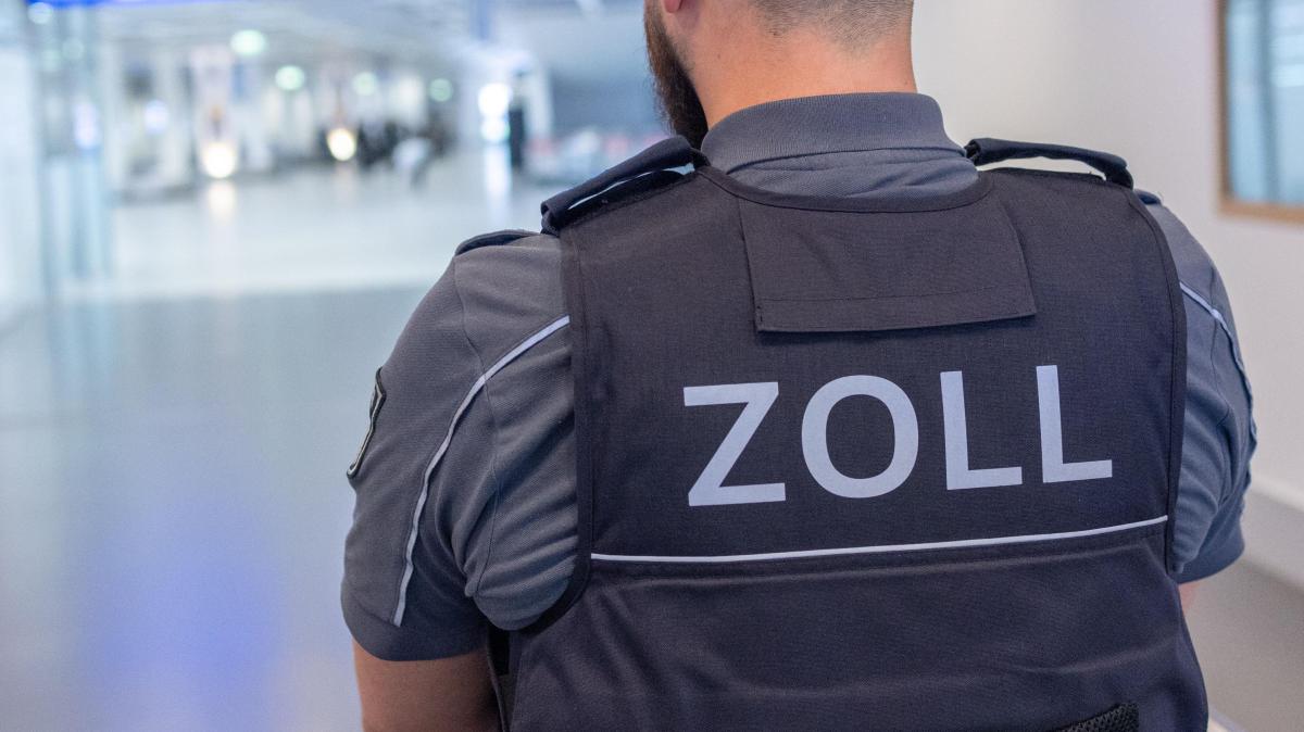 Zwei-Destillen-und-60-Liter-Alkohol-Zoll-nimmt-Schwarzbrenner-in-Cloppenburg-hoch