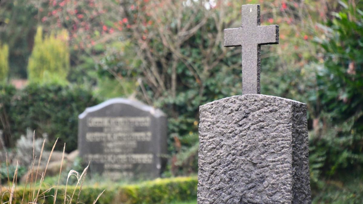 Ostholstein: Ahrensbök parish closes new cemetery