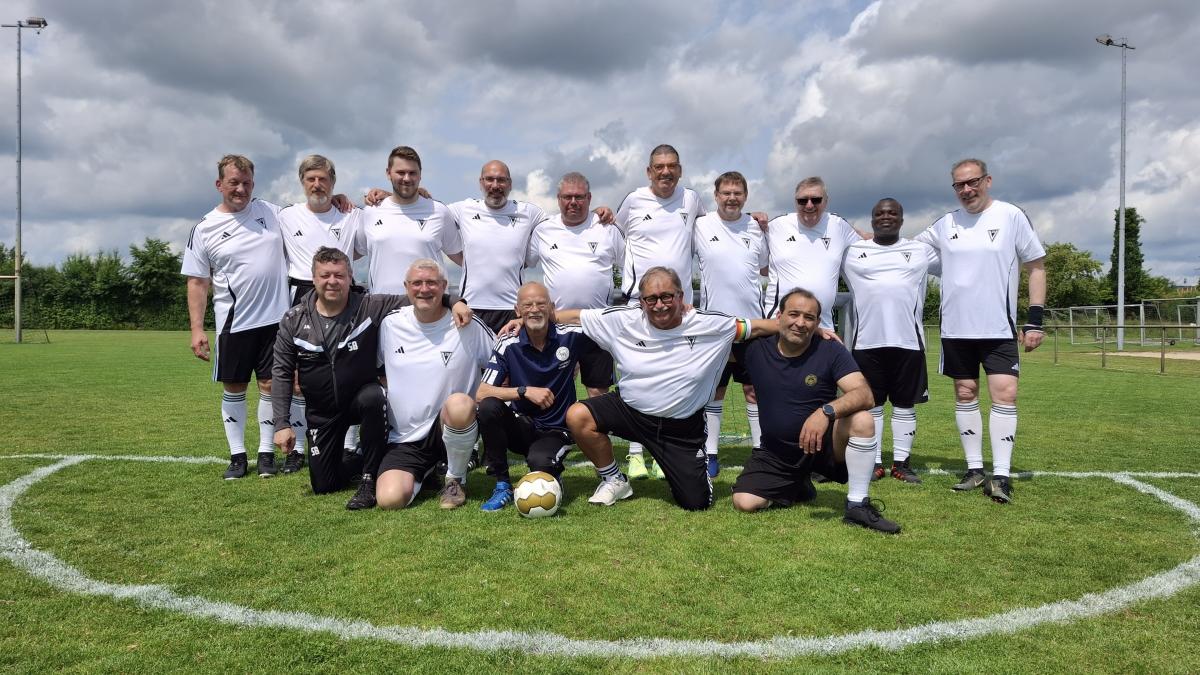 TSV Vineta Walking Football Cup: Beach Bar Success