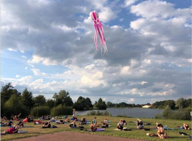 Yogasommer Bramsche Eine Spendeninitiative Am Hasesee yogasommer-bramsche-eine-spendeninitiative-am-hasesee