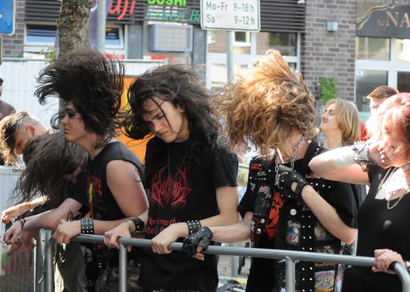Metalfans Beim Ahrensburgerstadtfest 2025