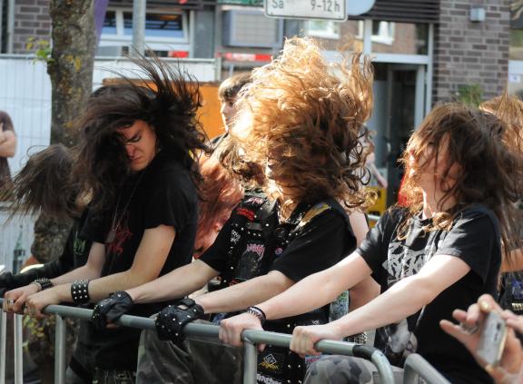 Metalfans Beim Ahrensburgerstadtfest 2025