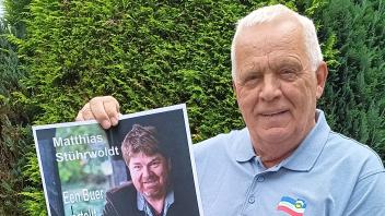 Plattsnacker-Leiter Werner Stöwer freut sich über zahlreiche Gäste zur plattdeutschen Ledung mit Matthias Stührwoldt.pr